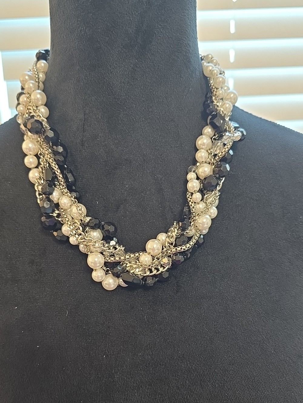 Signed H&M Elegant Black and Pearl Multi-Strand Necklace 19inch With Extender.